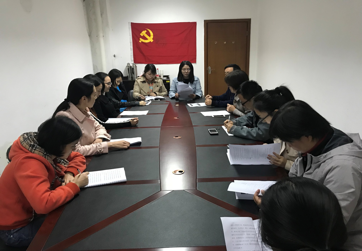 党支部专题学习《中国共产党章程（修正案）》