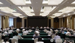 新冠肺炎疫情防控四川工作组来川指导督导并召开工作会商会 黄强主持 余艳红讲话